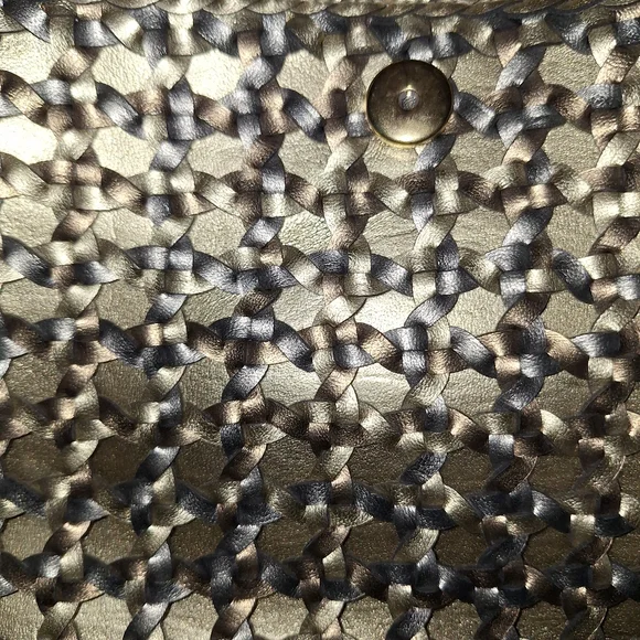 She's gorgeous NWOT Crossbody - Picture 7 of 9